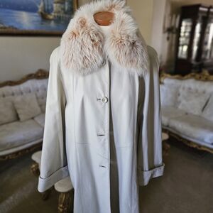 Ferrara Collection Women's  Leather  Trench Coat with  detachable Fur Collar